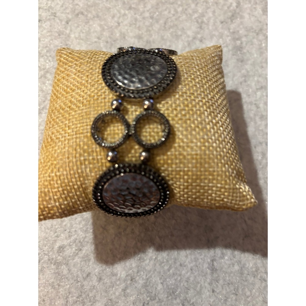 Earrings‎ Stretch Hammered Metal